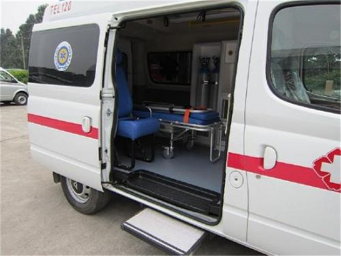 青冈救护车出租服务案例7